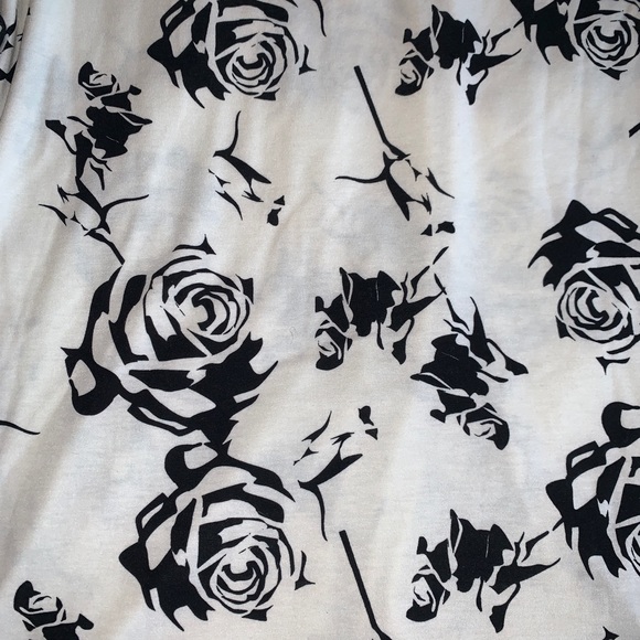 NWT - LuLaRoe Floral Top - Picture 8 of 8